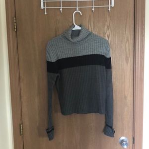 Grey & Black Blocked Turtle Neck Sweater☺️